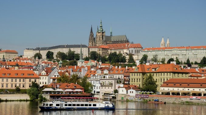 praga_zamek_1543248593